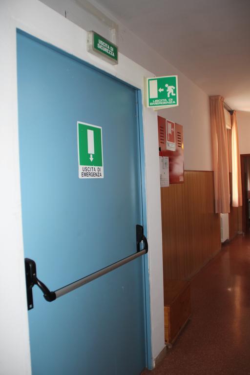 Nuovo Hotel San Martino Snc Казалекио ди Рено Екстериор снимка