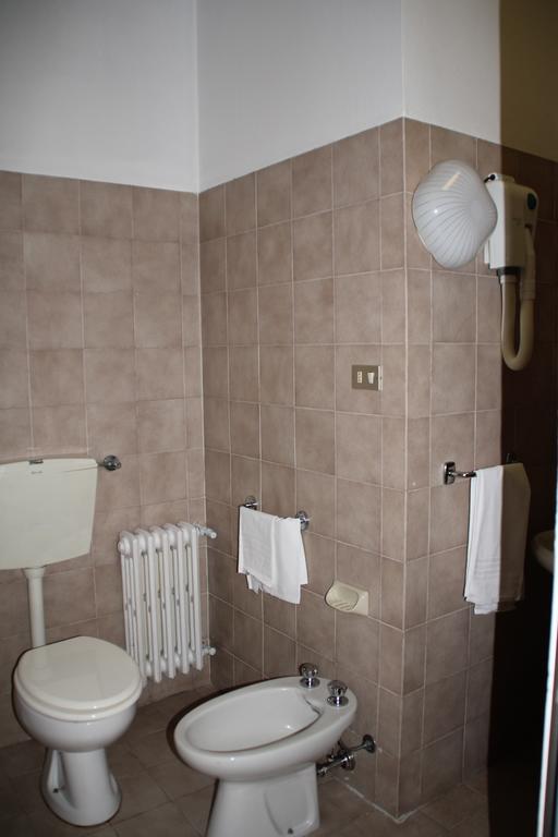 Nuovo Hotel San Martino Snc Казалекио ди Рено Стая снимка