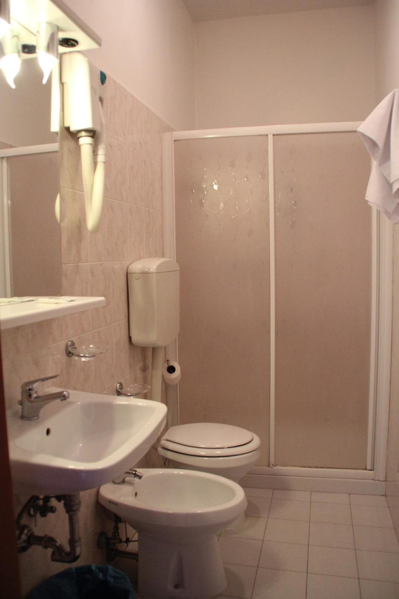Nuovo Hotel San Martino Snc Казалекио ди Рено Стая снимка