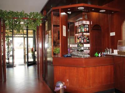 Nuovo Hotel San Martino Snc Казалекио ди Рено Екстериор снимка